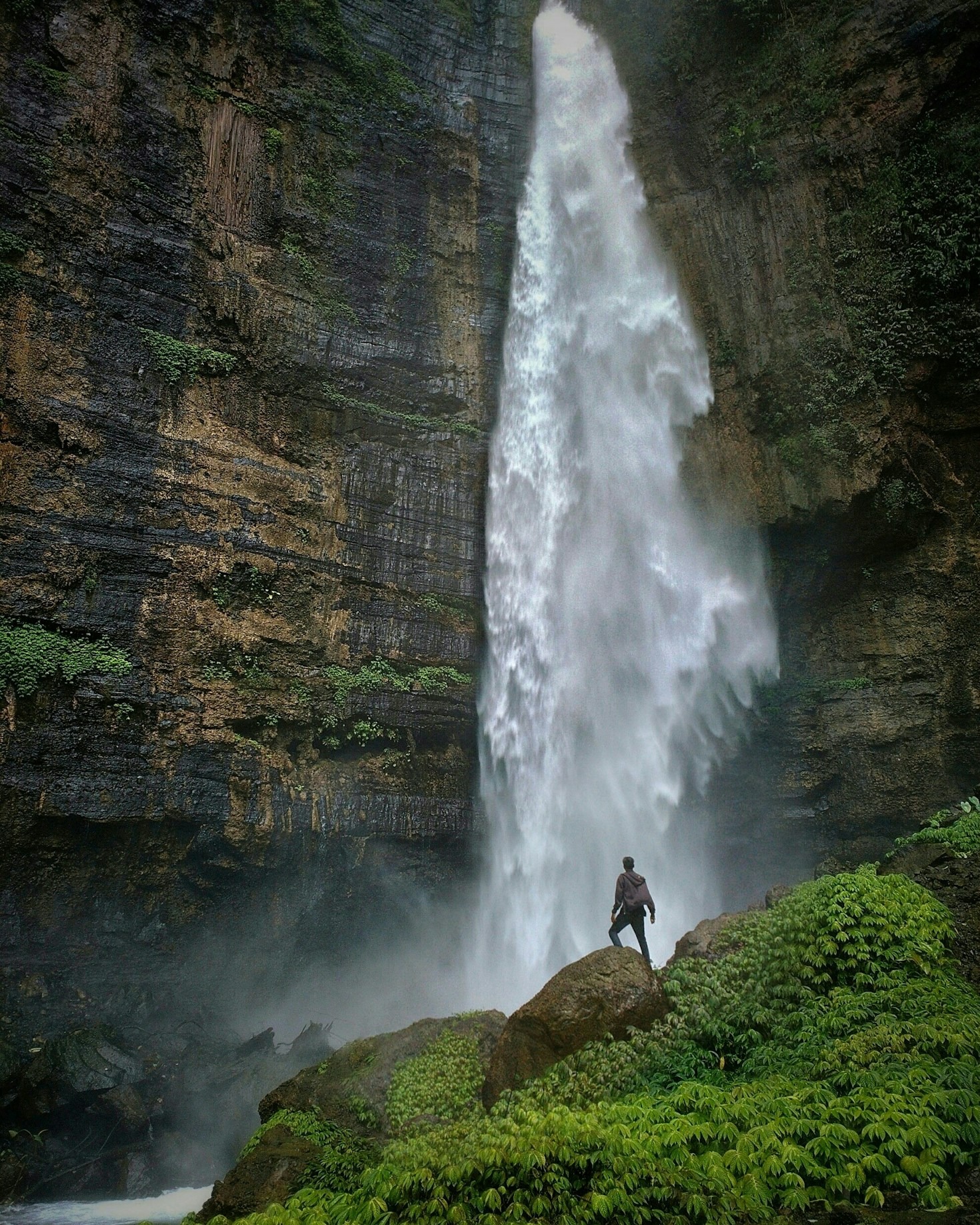 Share Your Travel Story on Storily!