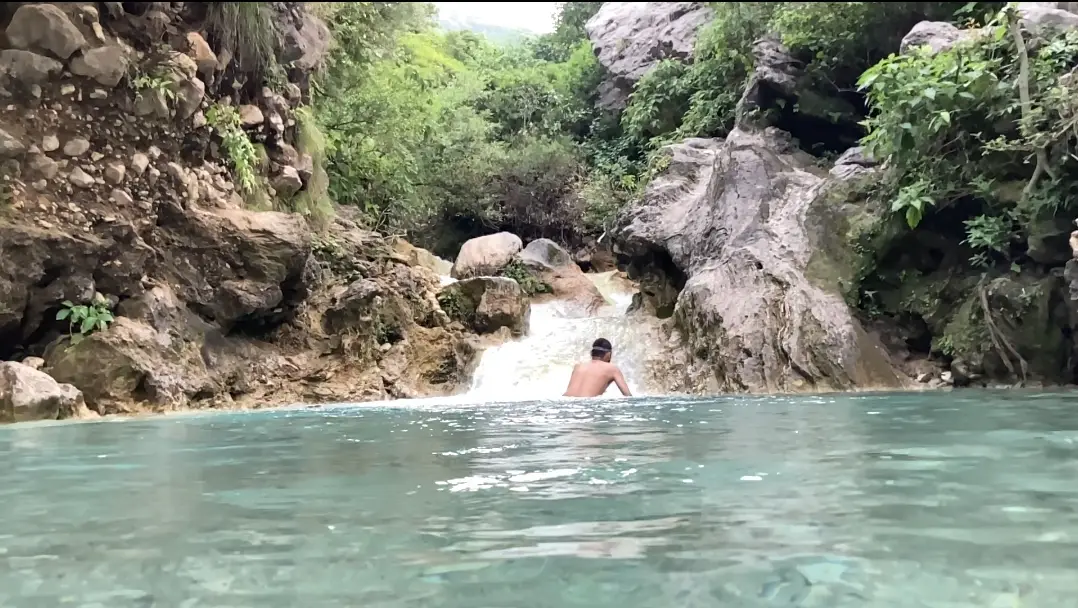 Not Pursuing Hiking, But a Path to Authentic Joy